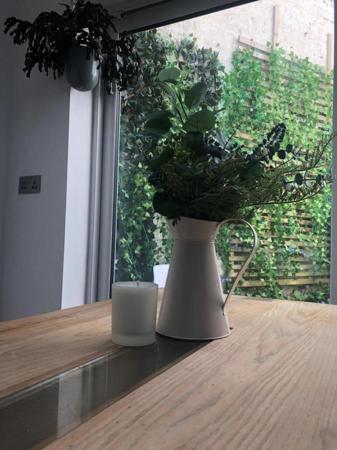 The Nest, Central Falmouth, 10 Mins To The Beaches And Off Street Parking ภายนอก รูปภาพ